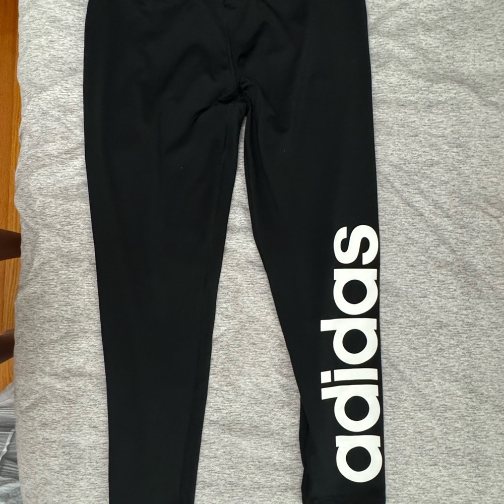 Adidas leggings